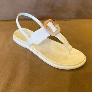 Olukai - La'i T-Bar White Sand - Multiple Sizes (NEW W/ BOX)